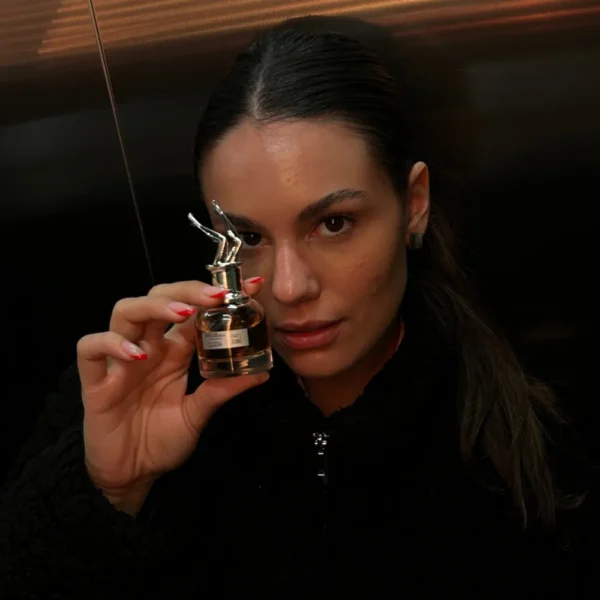 Perfume Feminino Brand Collection 25ml N° 136/802 - Imagem 3